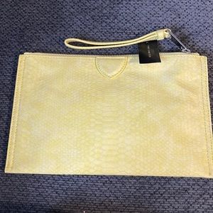 NWT Limited Clutch